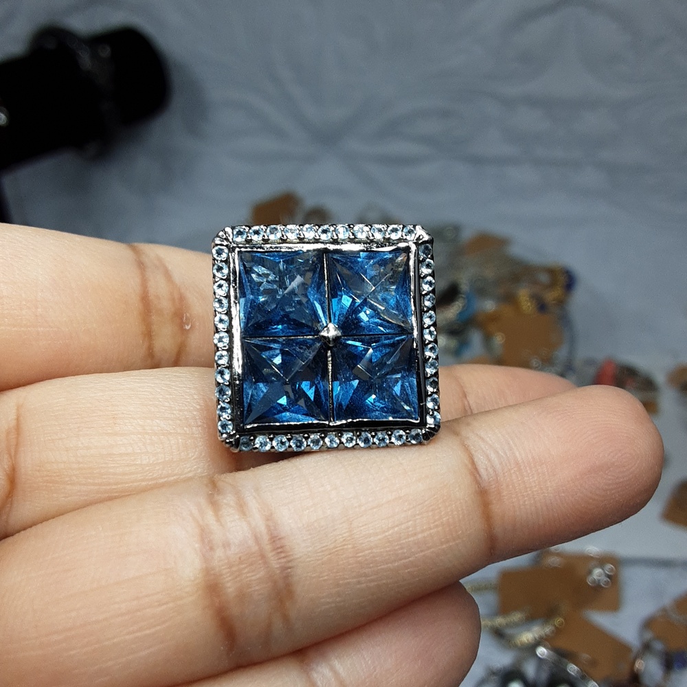 925 blue topaz ring. - Picture 4 of 4